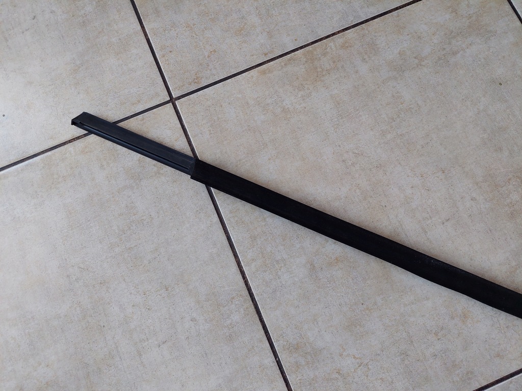 фото №9, Молдинг уплотнитель - левый задняя - audi a6 c8 - 4k0