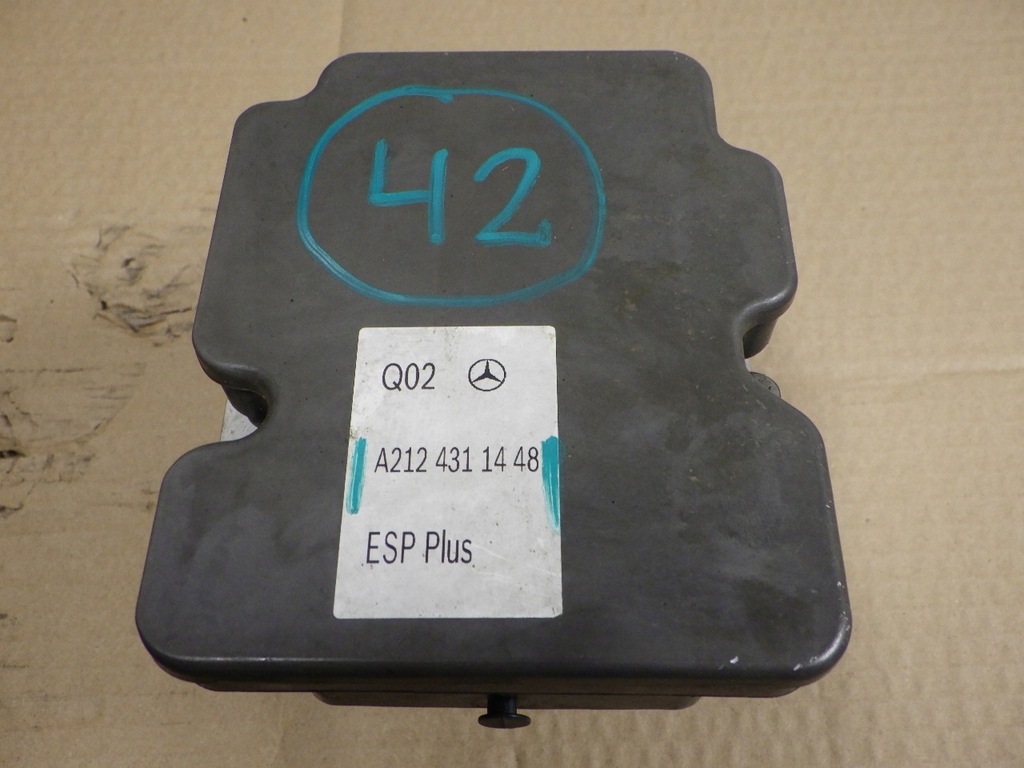 фото №1, Mercedes w212 насос abs esp 2124311448