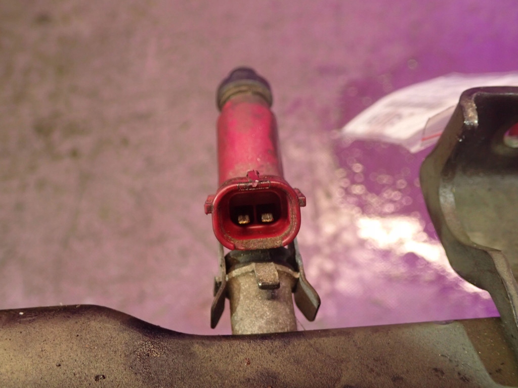 фото №6, Mazda 3 i bk 03-06 1.6 105km молдинг впрыскная 195500-3310