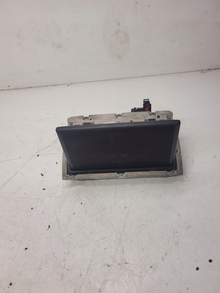 фото №1, Дисплей монитор подъемник audi a3 8v 8v0857273m