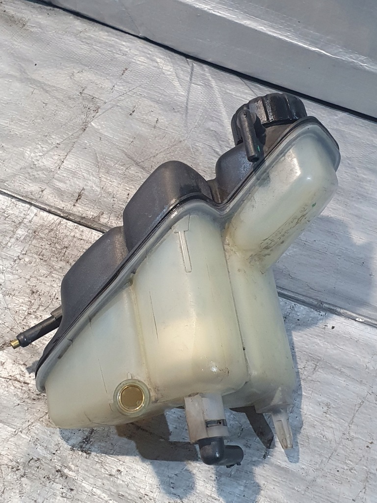 Бак розширювальний mercedes w168 97-04r. в Україні