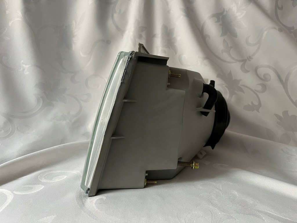 фото №11, Фара carello h4 правый fiat croma 1986-1990