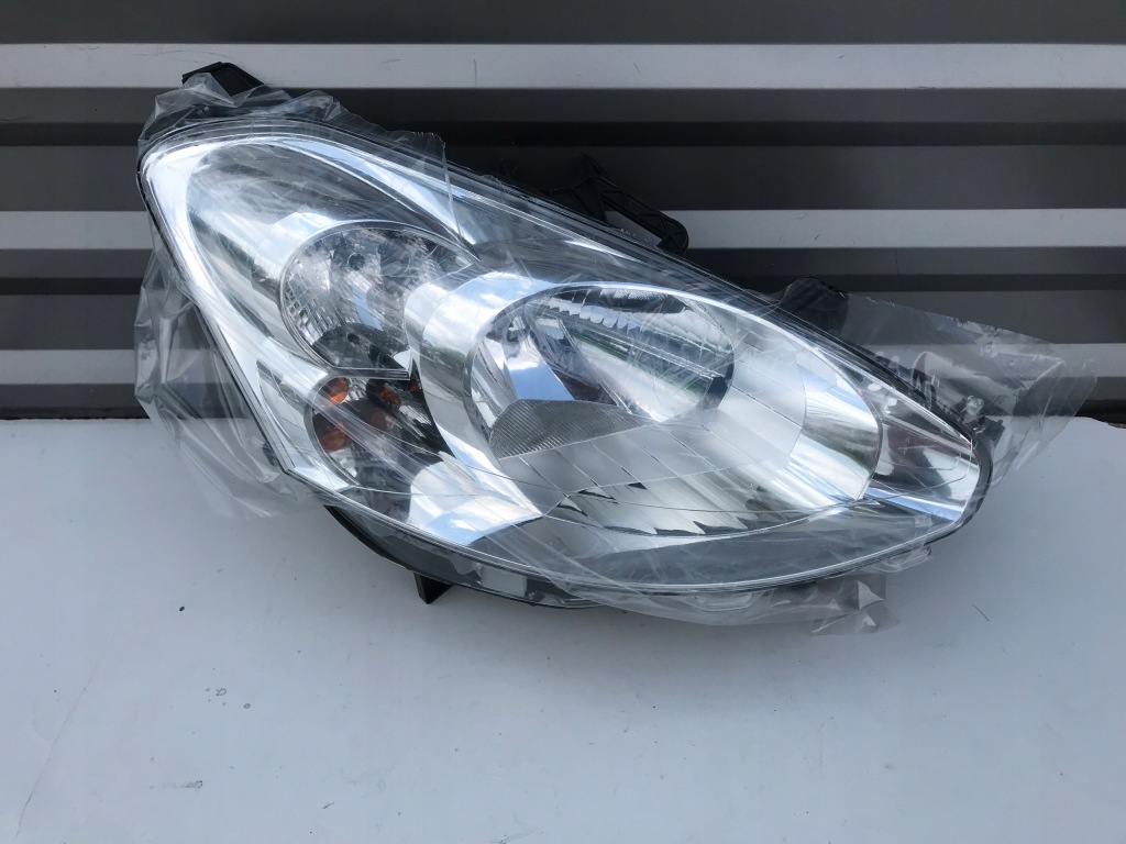 фото №1, Лампа правая peugeot partner 2008 nowa org