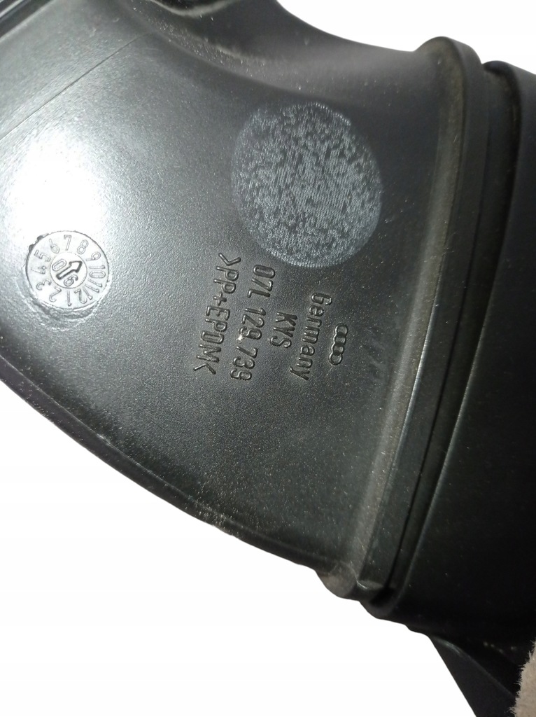 фото №4, A6 s6 c6 5.2 v10 корпус фильтра воздуха 07l133843b