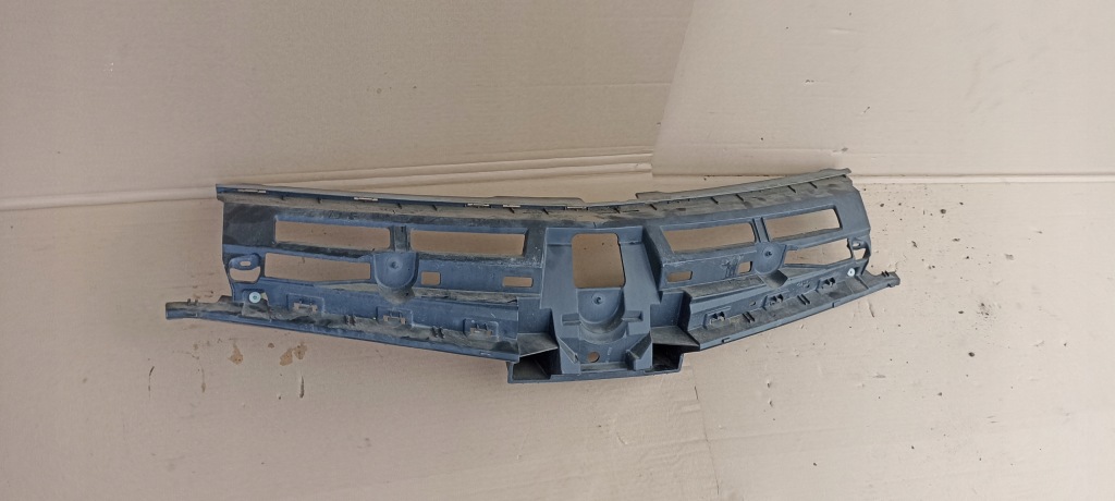 фото №3, Решётка радиатора усилитель renault twingo ii 2 620360408r