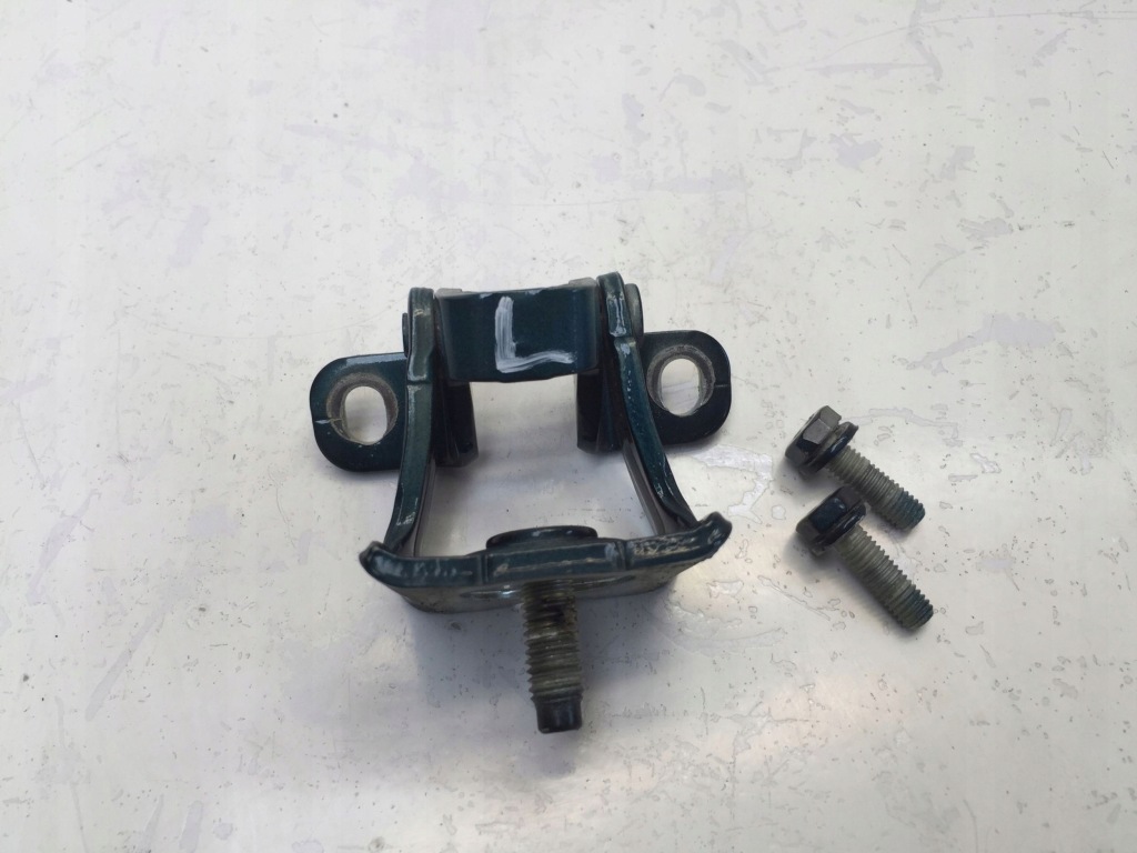 фото №1, Skoda karoq 2021 петля кришки багажника лівий