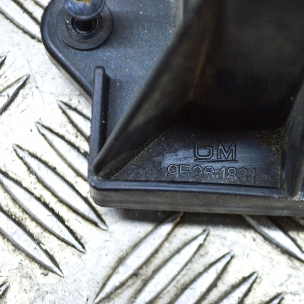 фото №6, Opel mokka 2014 защита / корпус фильтра воздуха