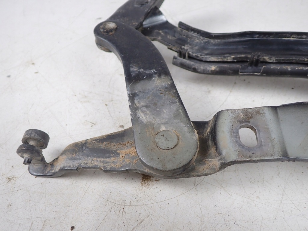 фото №7, Петля крышки левый задняя audi s8 d3 4e0827299g