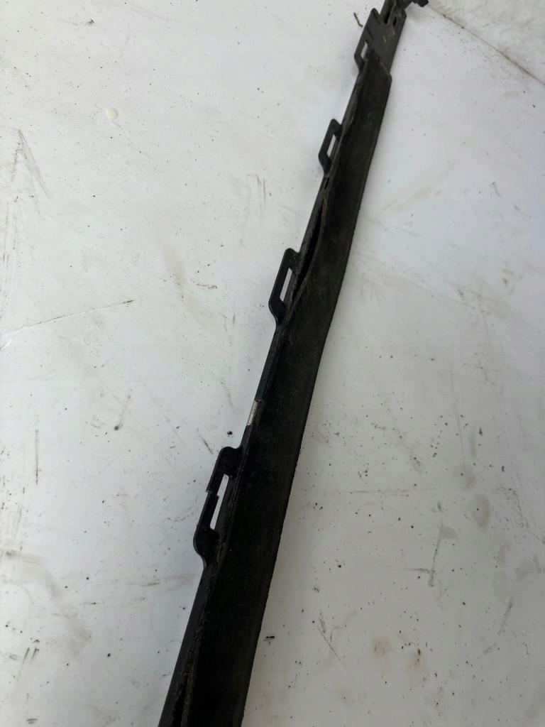 фото №4, Молдинг двері правий задня peugeot 208 хром