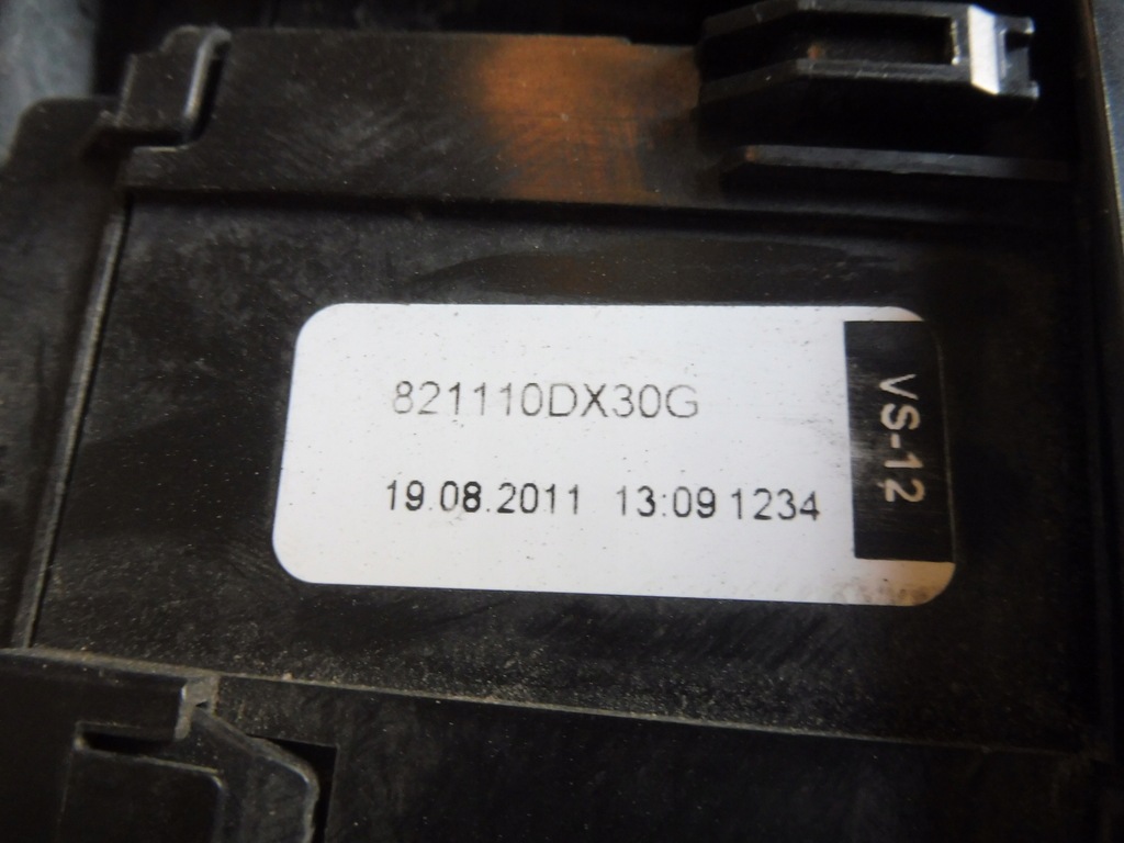 фото №4, Корпус предохранителей toyota yaris iii 1.0