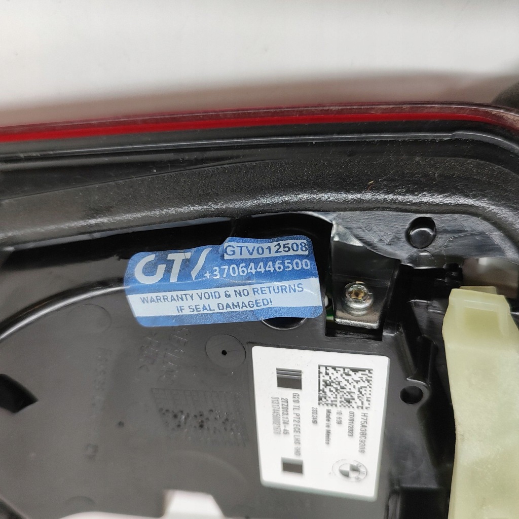 фото №6, Bmw 3 g20 g21 2023 ліва сторона лампи задній кришки багажника