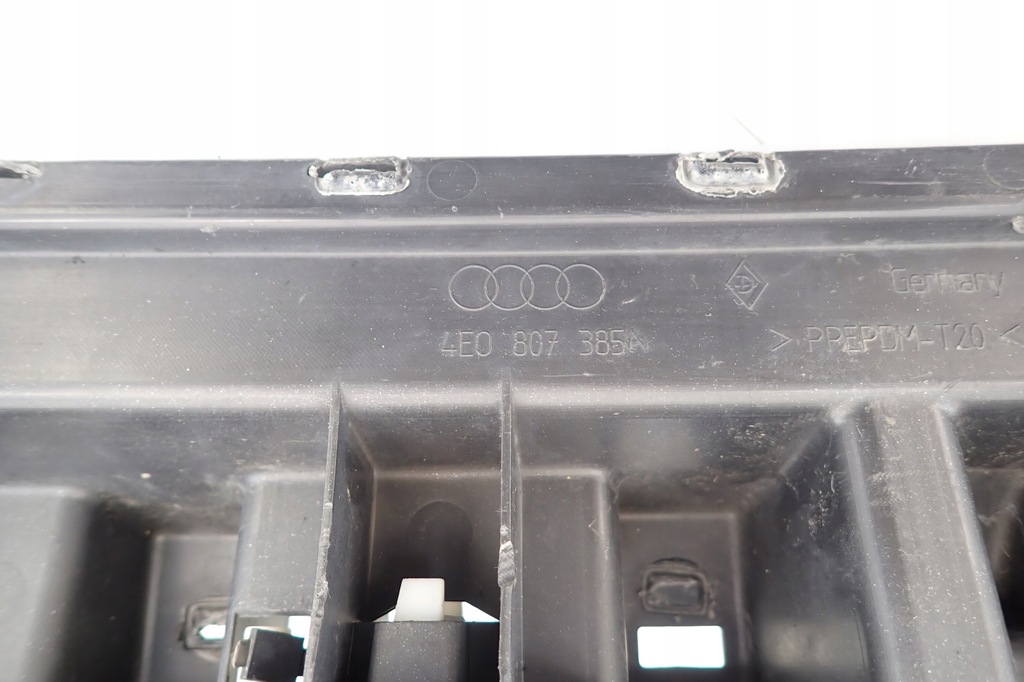 фото №9, Audi a8 d3 усилитель бампера задняя задние