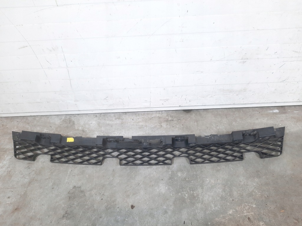 фото №1, Направляющая кронштейн бампера задняя kombi passat b7