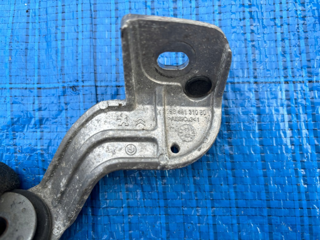 Peugeot 308 3 t10 интеркулер крепления провода впуск воздуха Доставка