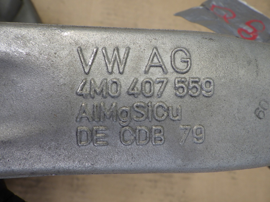 фото №6, Подвеска поворотный кулак левый перед audi q7 q8 4m