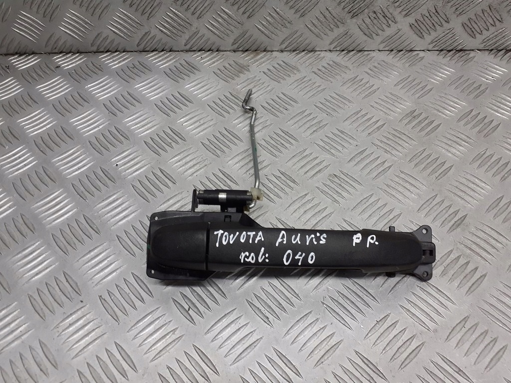 фото №1, Ручка правая передняя наружная toyota auris 04