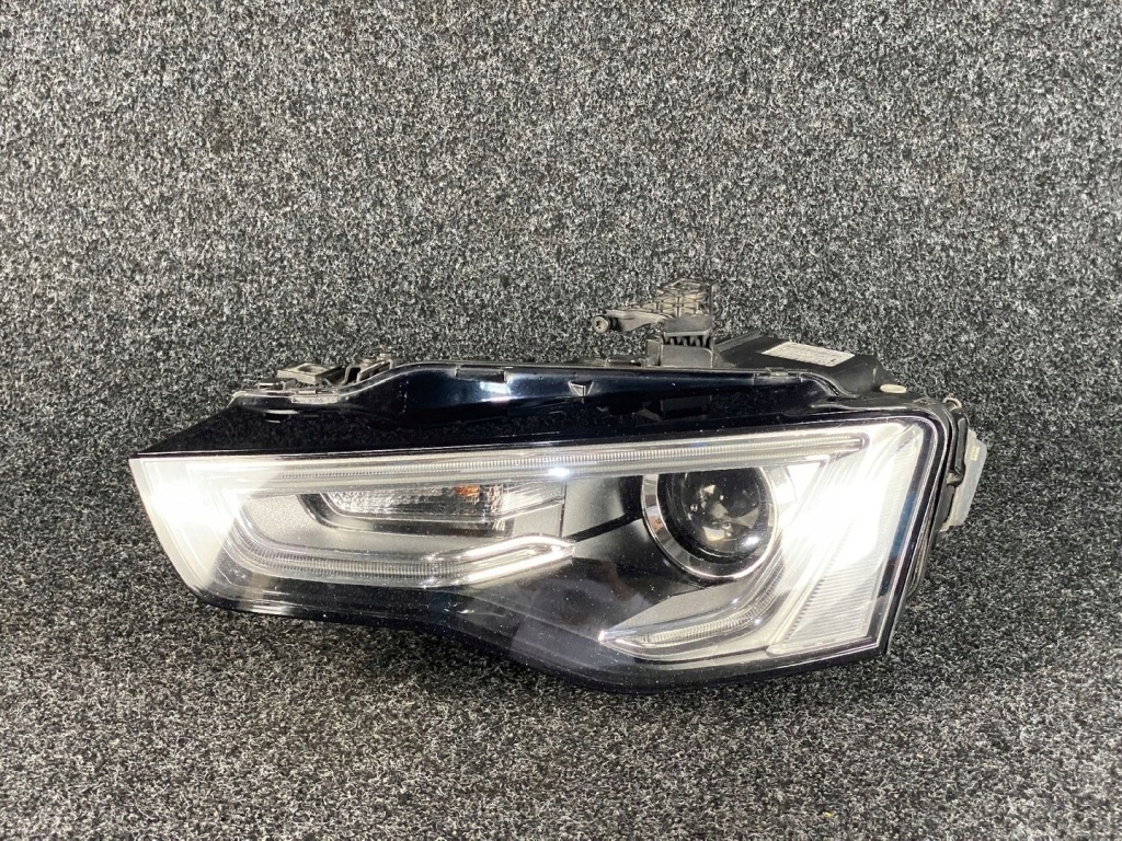 Купить Audi a5 8t рестайлинг  фара ксенон led некрутящаяся левая перед передняя 8t0941005c