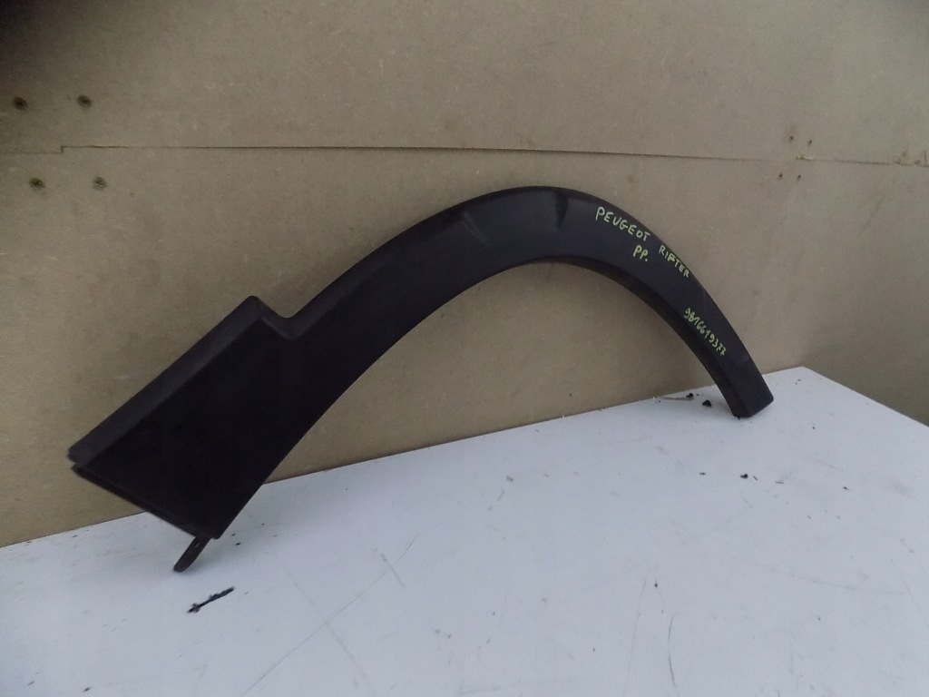 фото №2, Peugeot rifter молдинг крыла правый перед 9816619377 berlingo iv