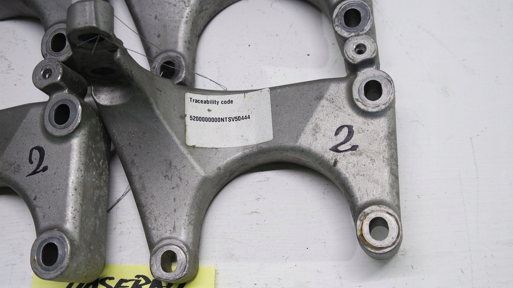 фото №1, Кронштейн кронштейн maserati ghibli