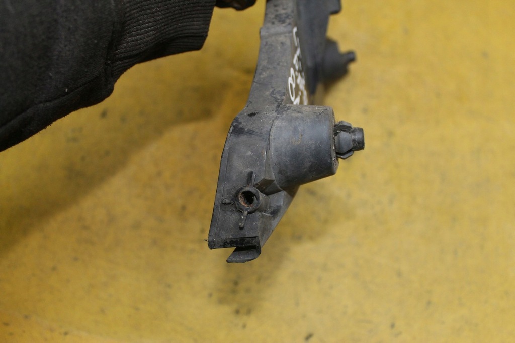 фото №8, Направляющая бампера правый перед vw lt 35 2d0807136a