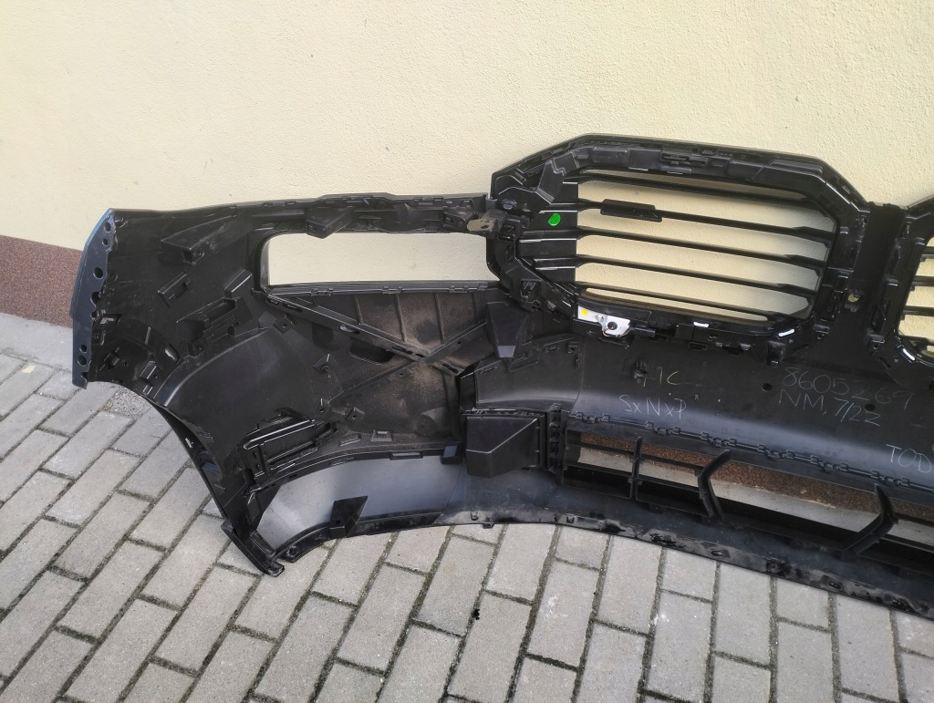 Бампер передній перед bmw xm g09 Оригінал