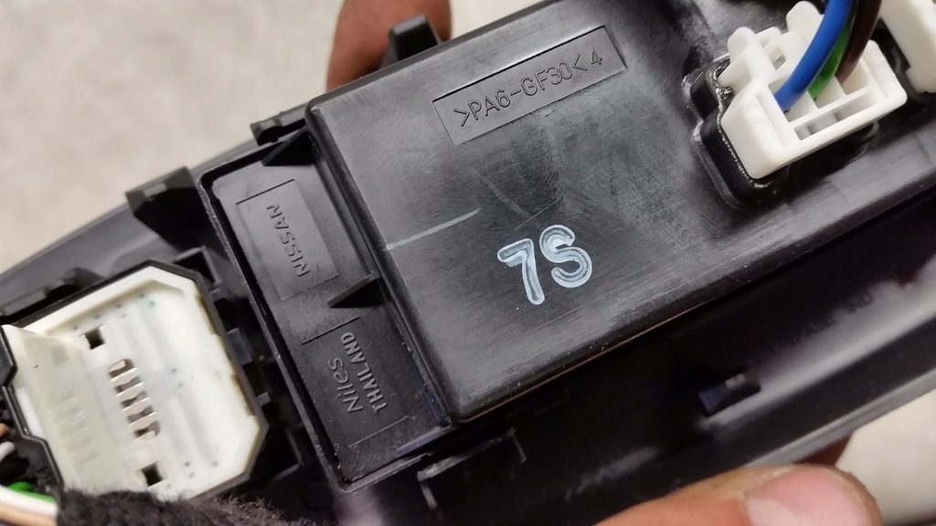 фото №7, Перемикач вікон дзеркал nissan micra v k14 euro