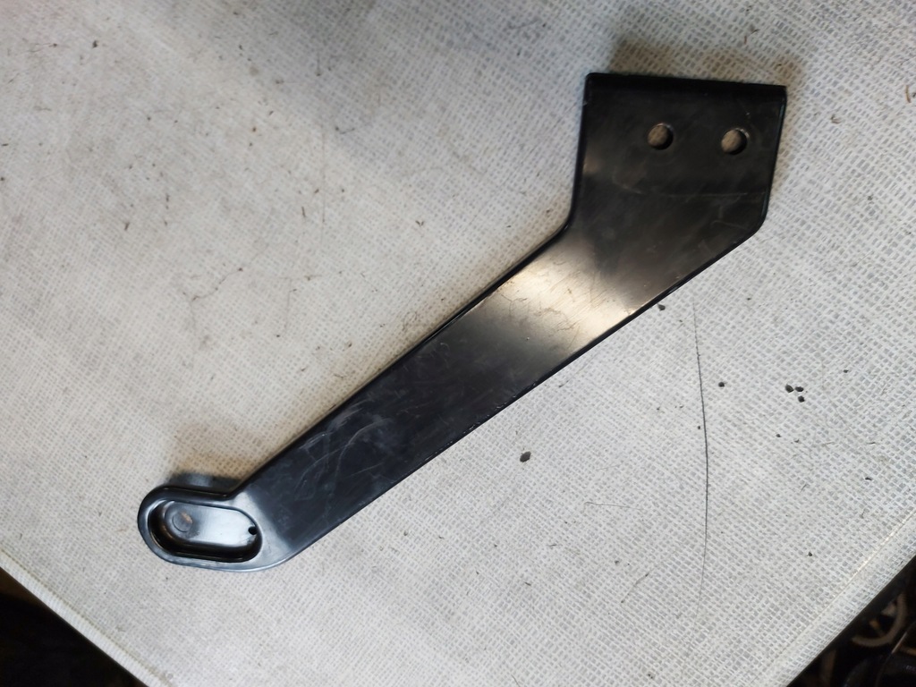 фото №1, Vw arteon кронштейн поперечина правое 3g8805932