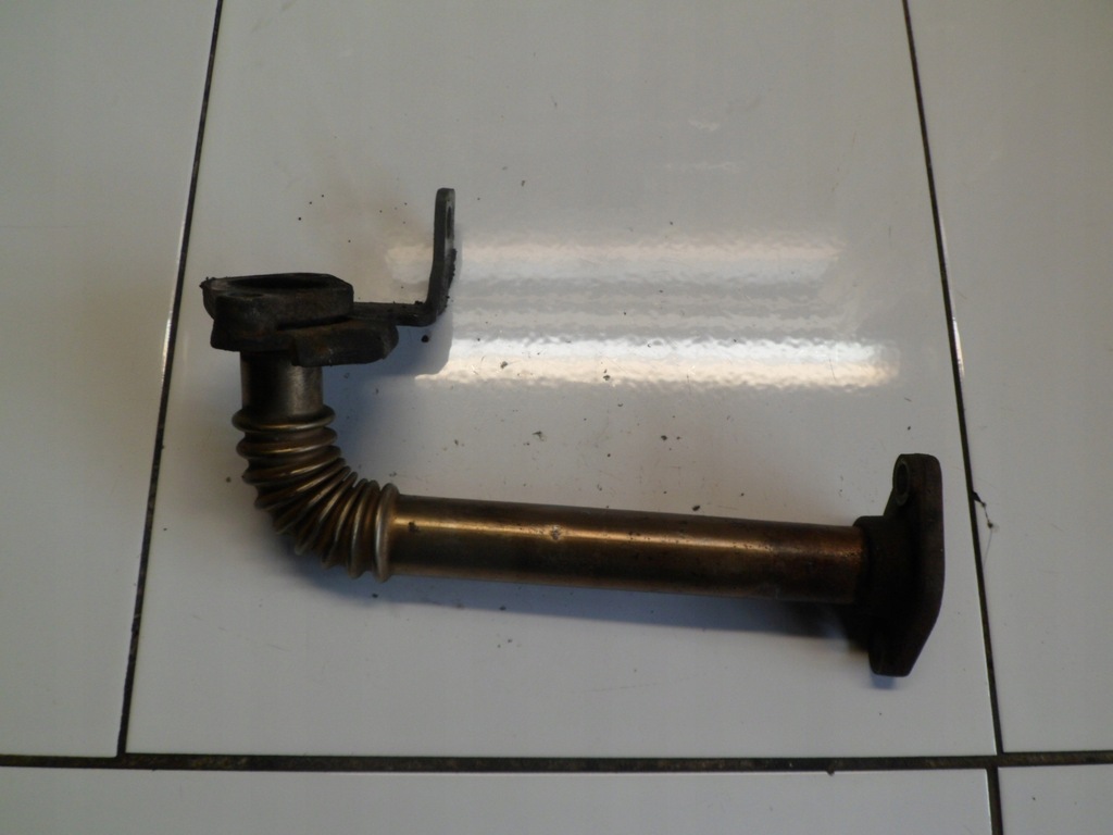 фото №2, Kia carnival iii 2.9crdi трубка egr