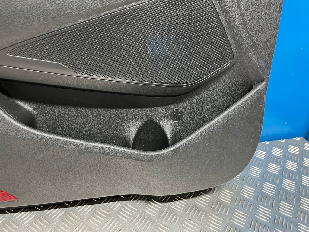 фото №10, Hyundai tucson iii обивка дверь левый перед