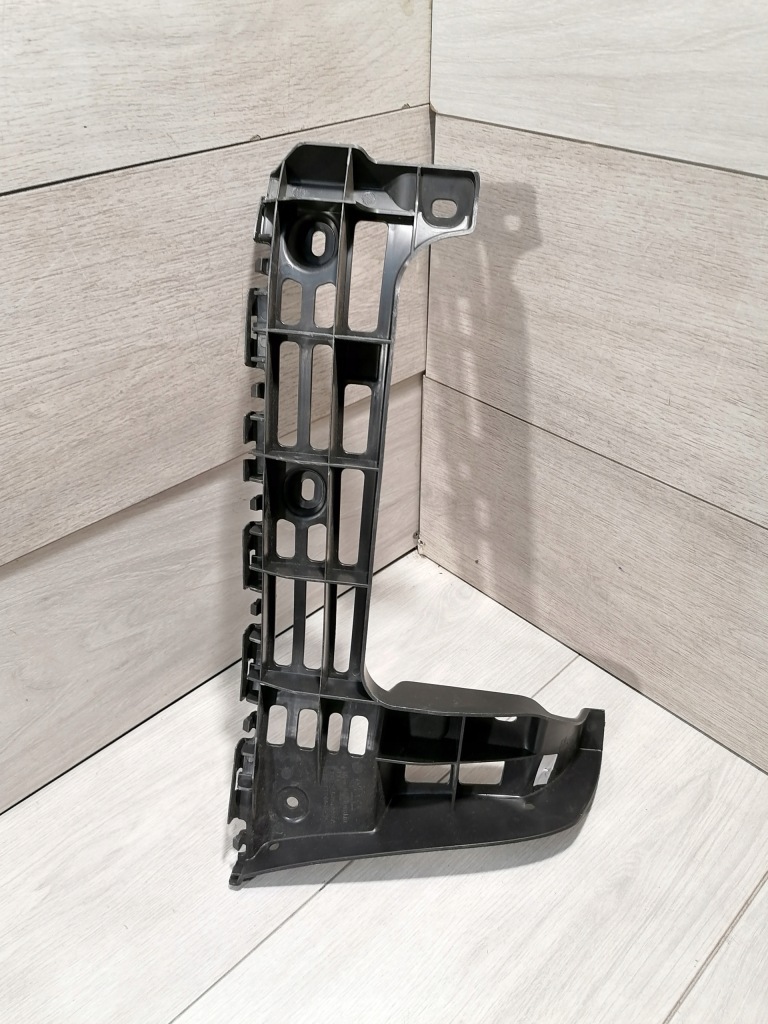 фото №1, Caddy направляющая бампер левый задняя 2k5807393a