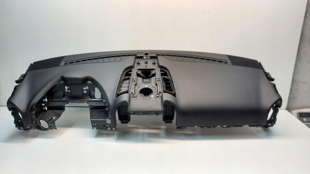 фото №1, Porsche cayenne 7p консоль панель приладів czarna