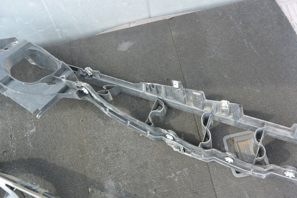 фото №10, Направляющая кронштейн крыла правый левый перед bmw x5 e70 lift