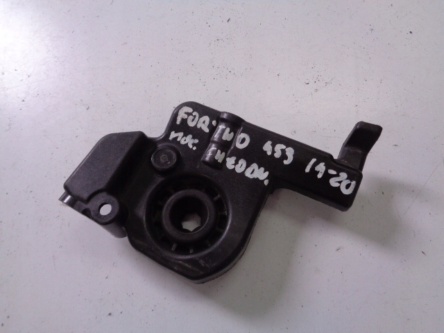 Купить Кронштейн радиатора правое smart fortwo 453 2014-2020