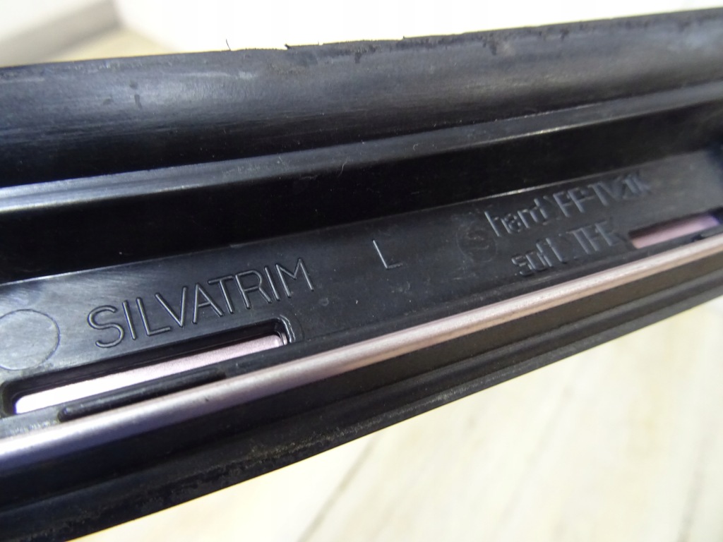 фото №11, Mercedes w117 cla молдинг кровельная панорама левая a117