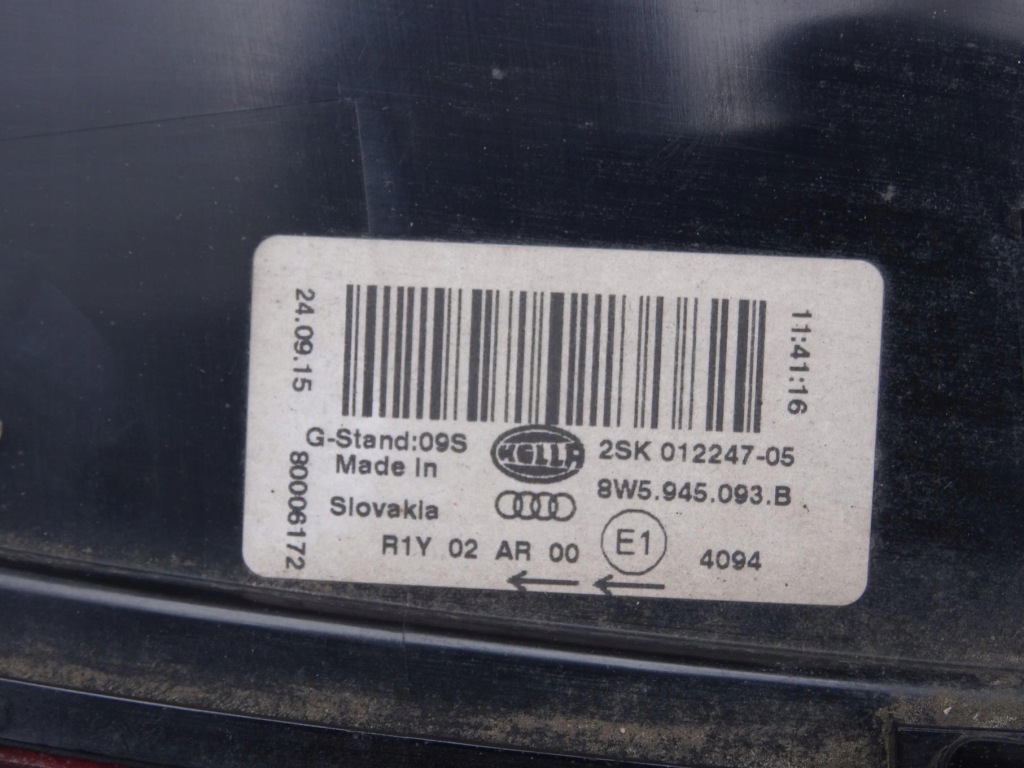 Audi a4 b9 8w5 седан sline 15-19 фара фари led задній комплект правий ліва Доставка