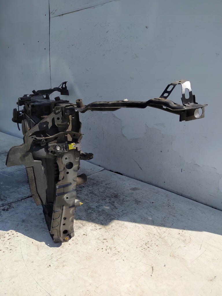 фото №4, Toyota prius iii 3 08- pas перед передний