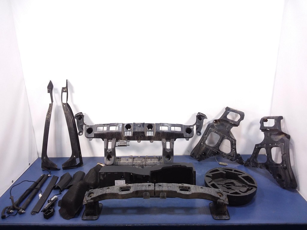 фото №14, Bmw x6 e71 крышка багажника бампер лампы 300 alpinweiss 3