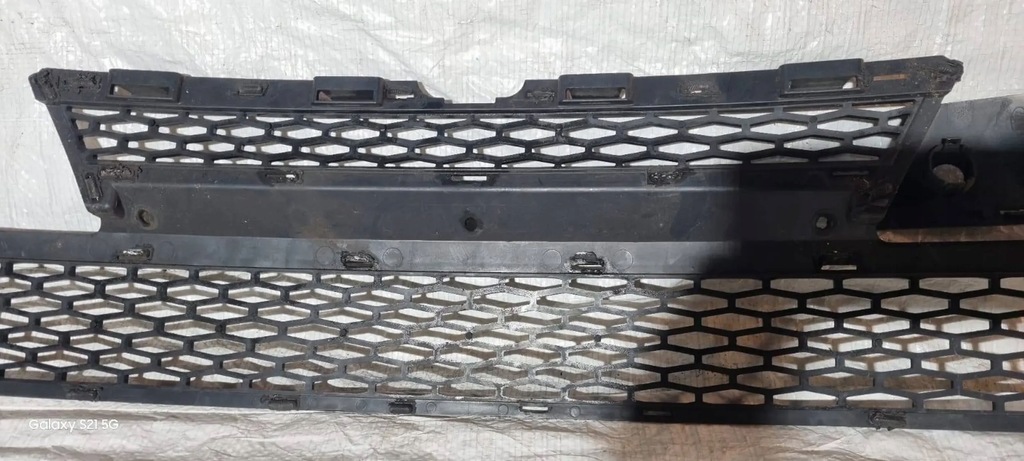 фото №9, Решётка средняя бампера передняя land rover evoque lift