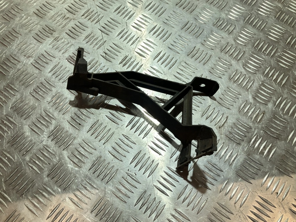 фото №1, Направляющая бампера правый задняя mercedes eqb x243 300 4matic