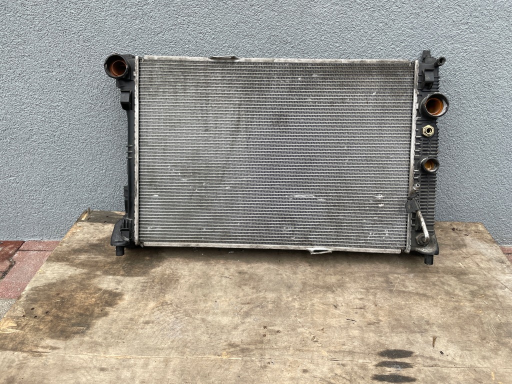 Купить Mercedes c 204 радиатор воды nissens