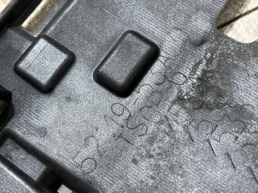 фото №8, Бампер передний перед lexus is 300h 52119-53a00