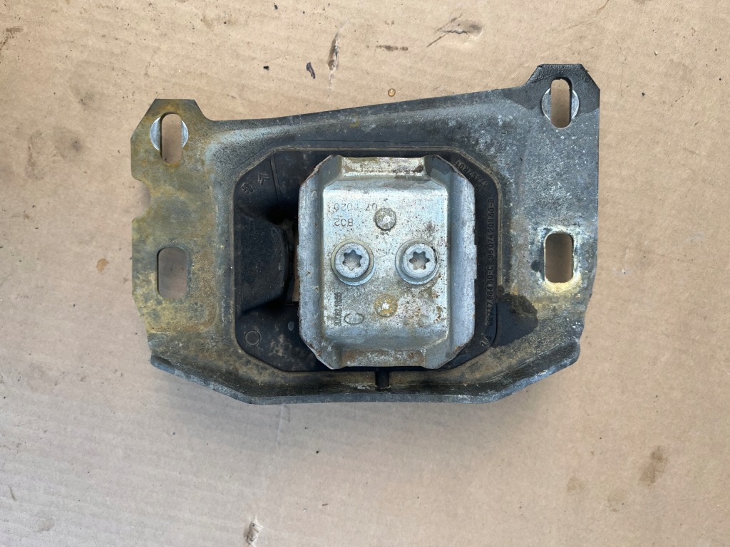 фото №1, Кронштейн коробки opel combo e 9812667680