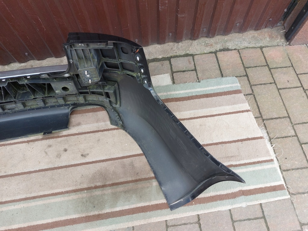 фото №12, Audi a4 b7 sedan бампер задняя чёрный 8e5807511l