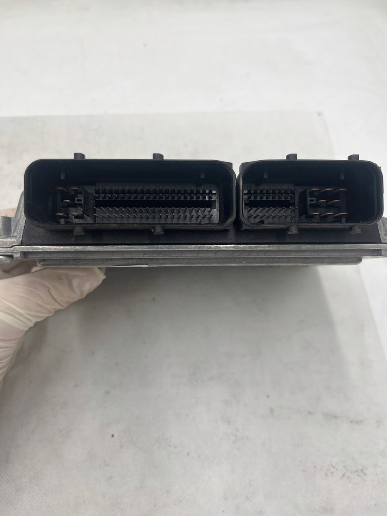 фото №6, Бортовой компьютер блок управления двигателя 3b0906018a