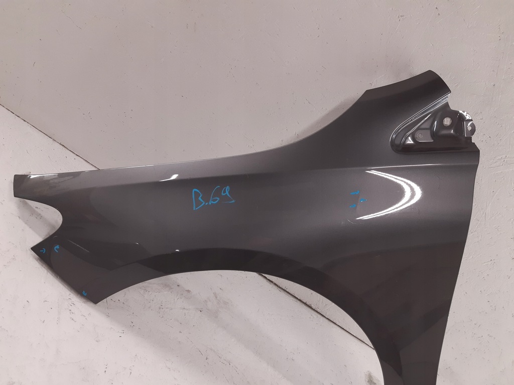 фото №8, Mercedes b w247 18-błotnik лівий перед