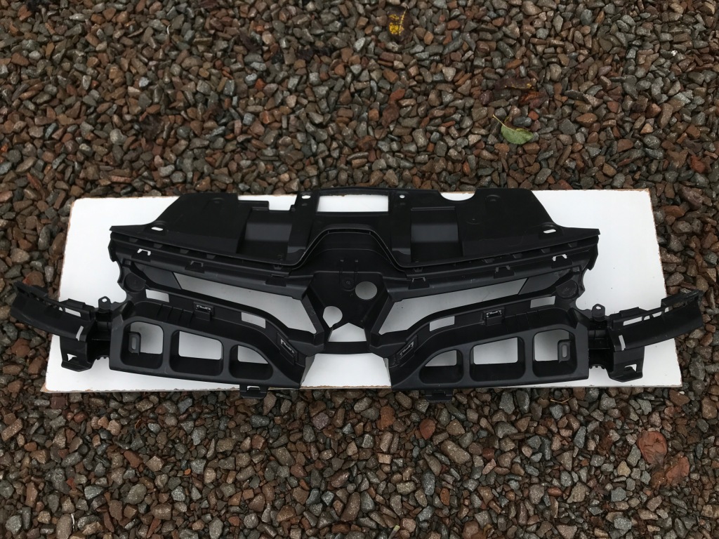 фото №1, Renault megane 3 iii решётка радиатора кронштейн каркас решётка lift 13-16