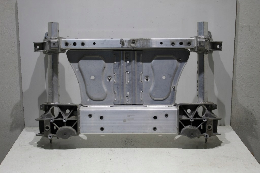 фото №1, Porsche taycan підрамник підрамник перед prosty