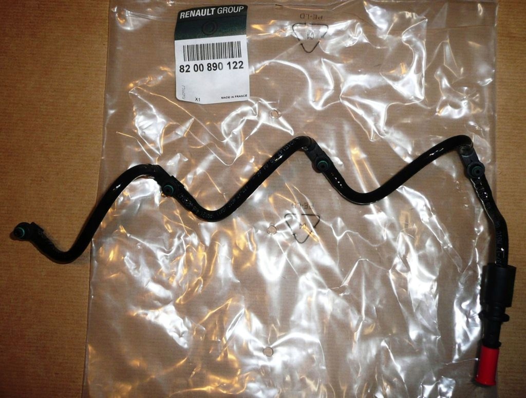 фото №1, Шланг обратный инжектор. r master iii 8200890122