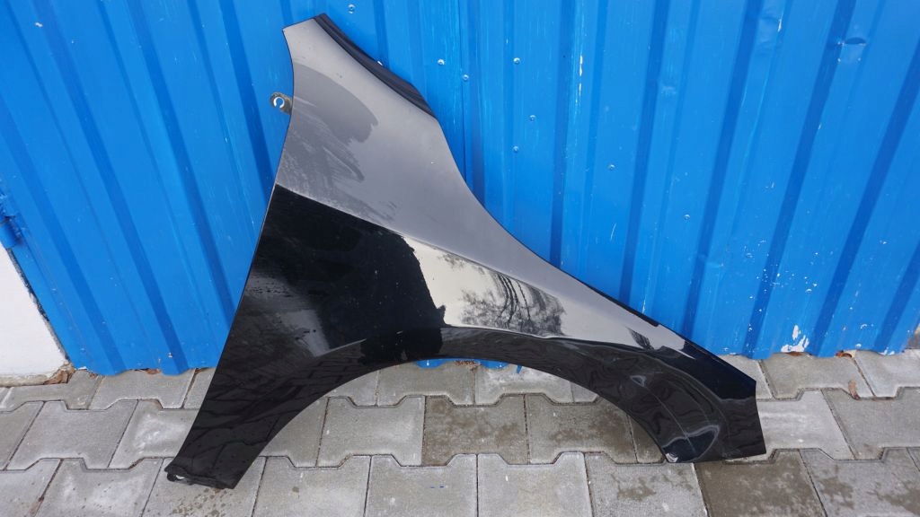 фото №1, Volvo s60 v60 lift - правый передний крыло перед