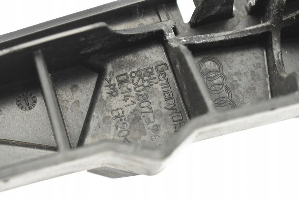 фото №9, Audi ttrs 8s направляющая бампера задняя правый 8s0807572